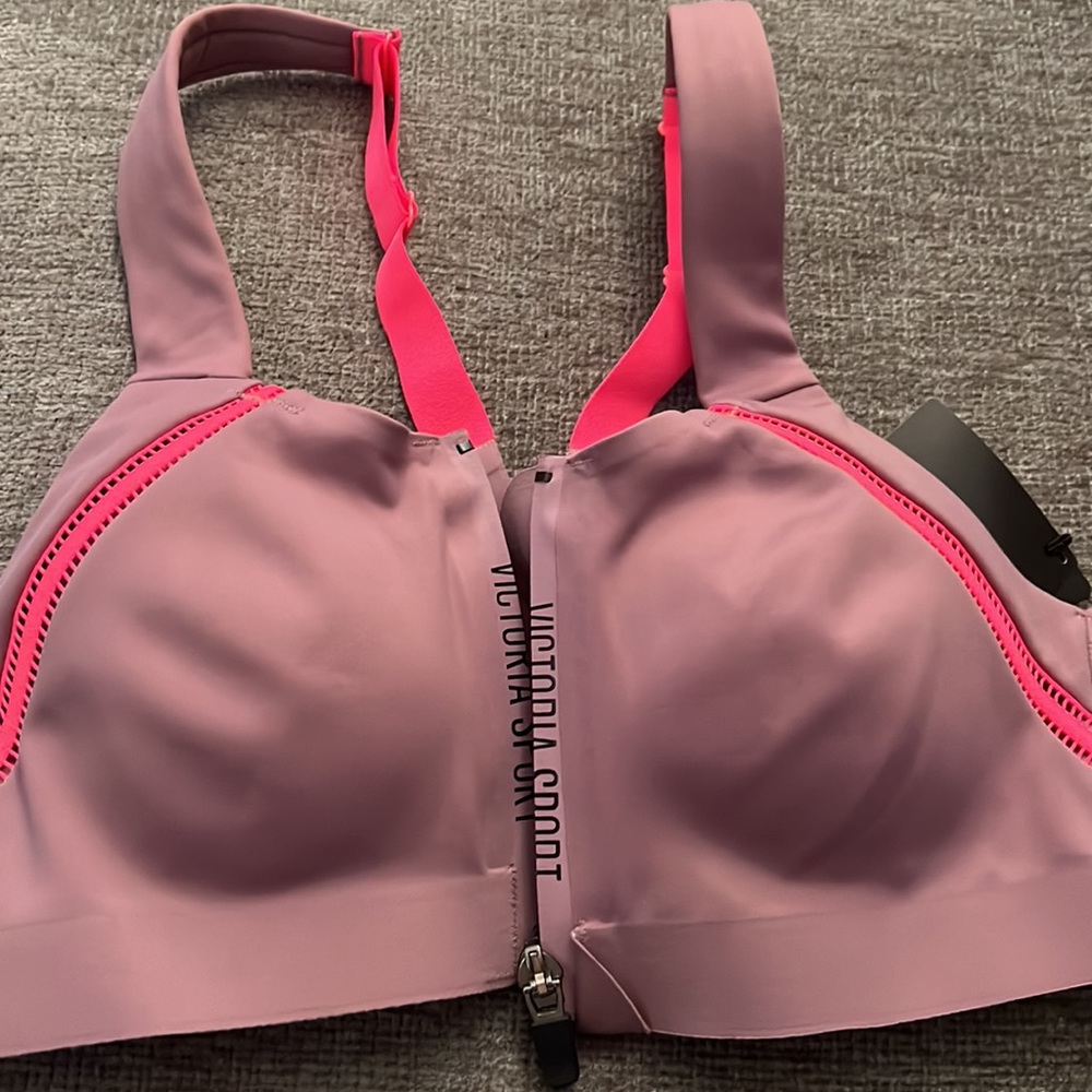Victoria's Secret Pink Sports Bra